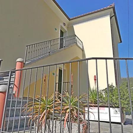 Lägenhet Vacanze Borgo Faraldi Villa Faraldi