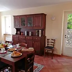 Vacanze Borgo Faraldi Apartman *