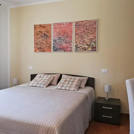 Vacanze Borgo Faraldi Apartamento