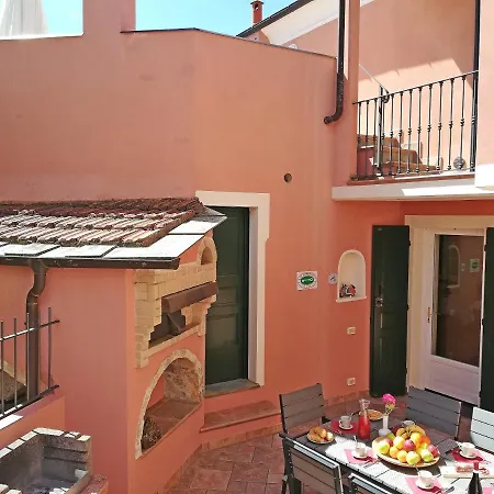 アパート Vacanze Borgo Faraldi Villa Faraldi