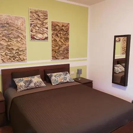 Vacanze Borgo Faraldi Appartamento Villa Faraldi