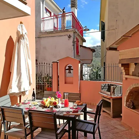 Vacanze Borgo Faraldi Apartamento *