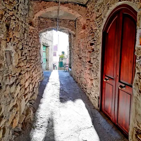 Vacanze Borgo Faraldi Appartamento *