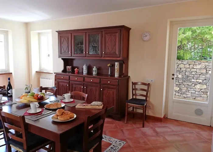 Vacanze Borgo Faraldi Apartman *